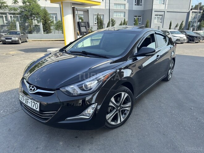 Hyundai Elantra-1