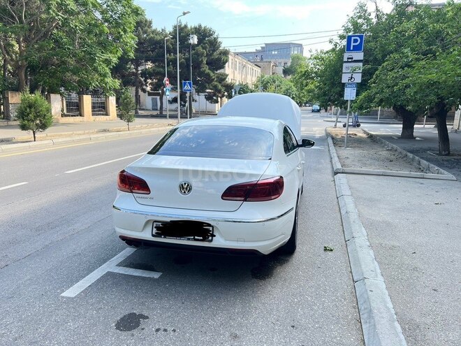 Volkswagen Passat CC-21