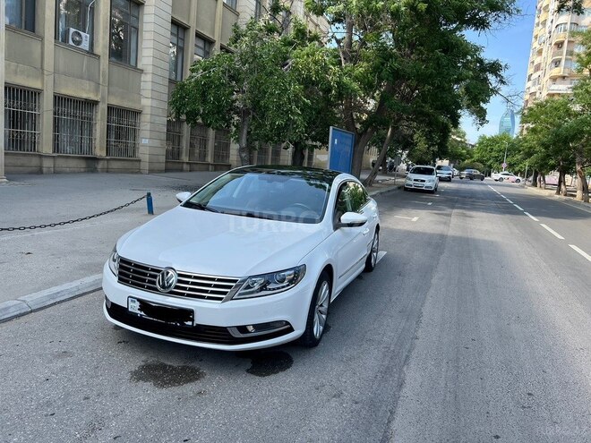 Volkswagen Passat CC-1