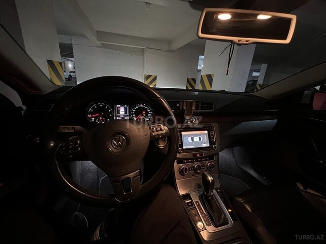 Volkswagen Passat CC-10