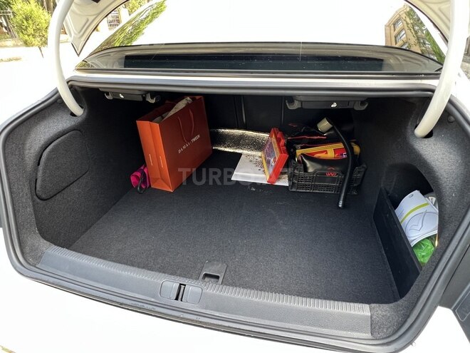 Volkswagen Passat CC-14