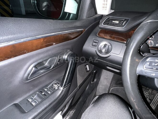 Volkswagen Passat CC-7