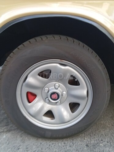 GAZ 24 "Volga"-6
