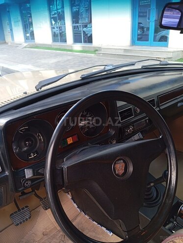 GAZ 24 "Volga"-7