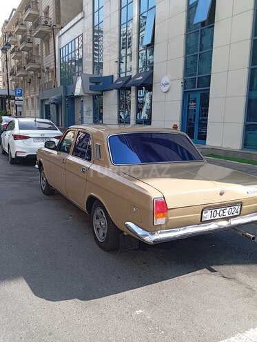 GAZ 24 "Volga"-2