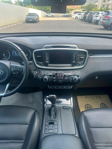Kia Sorento-20
