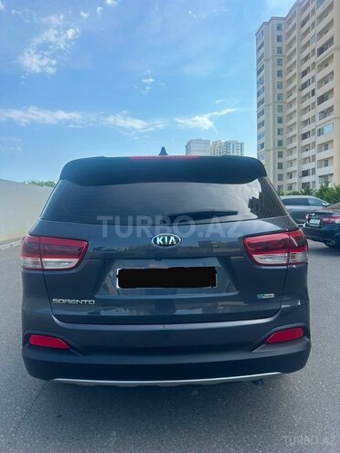 Kia Sorento-2