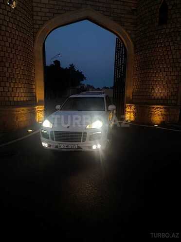 Porsche Cayenne Turbo-5