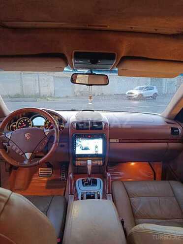 Porsche Cayenne Turbo-8
