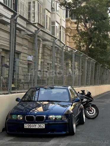 BMW 320-5