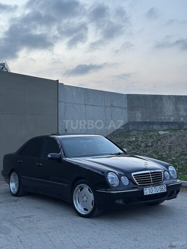 Mercedes E 240-18
