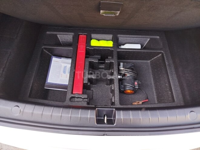 BYD Seal 05-12