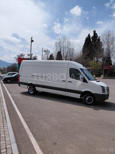 Volkswagen Crafter-3