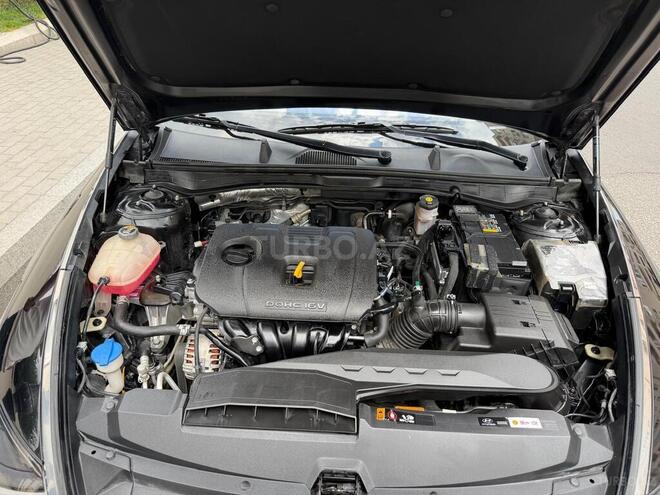 Hyundai Sonata-4