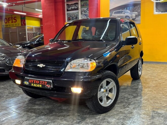 Chevrolet Niva-2