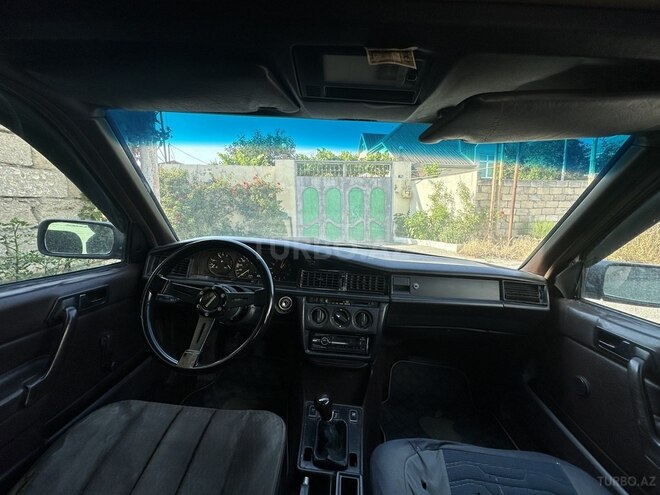 Mercedes 190-3