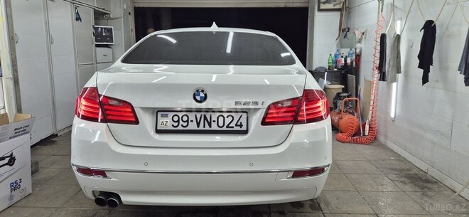BMW 528-6