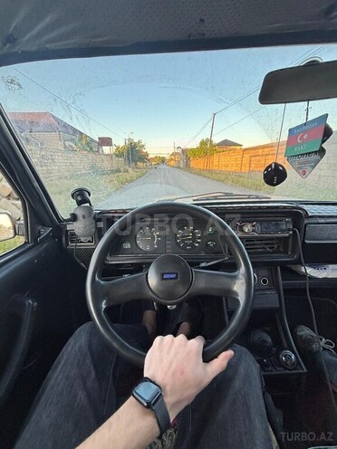 LADA (VAZ) 2107-4