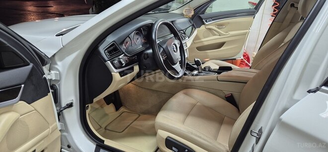 BMW 528-10
