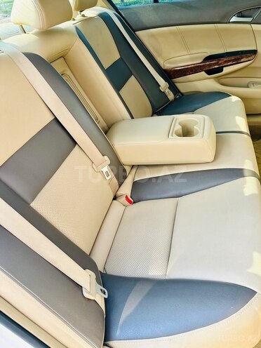 Honda Accord-10