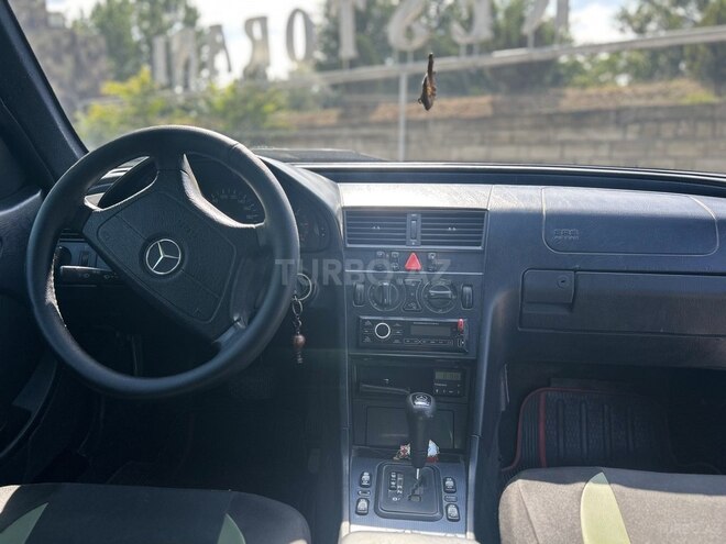 Mercedes C 220-7