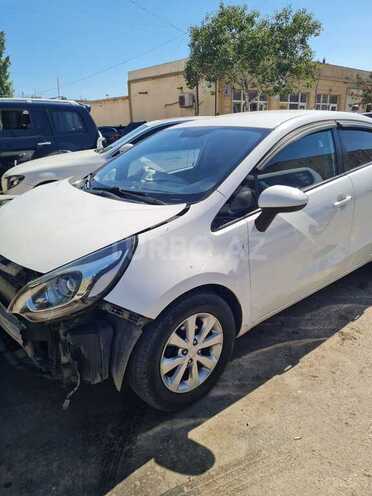 Kia Rio-2
