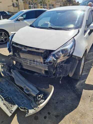 Kia Rio-1