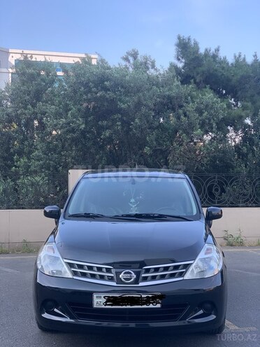 Nissan Tiida-1