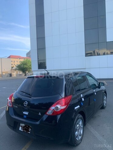Nissan Tiida-3