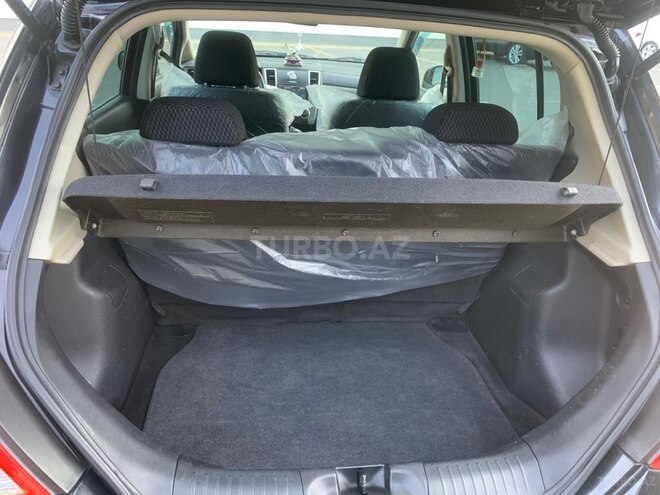 Nissan Tiida-7