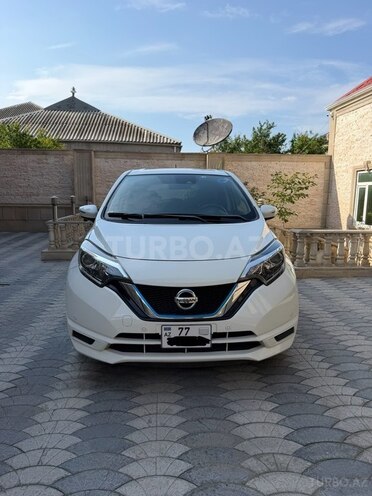 Nissan Note-1