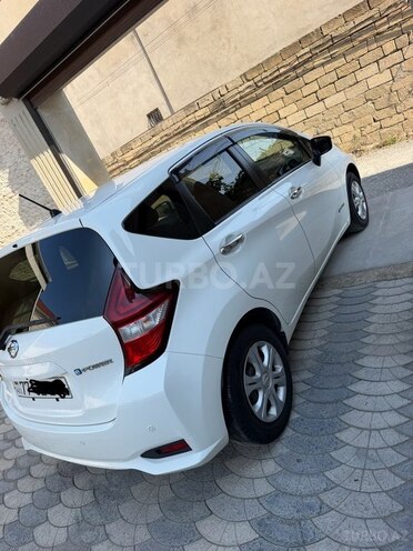 Nissan Note-5