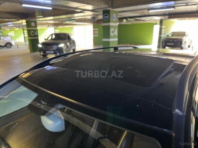 Mercedes E 200-10