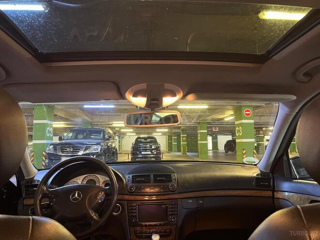 Mercedes E 200-17