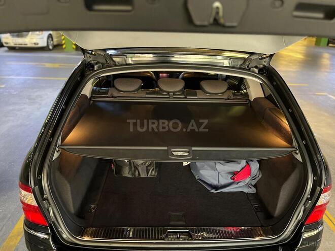 Mercedes E 200-8