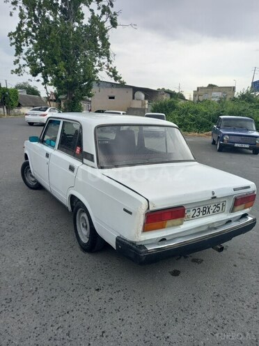 LADA (VAZ) 2107-4