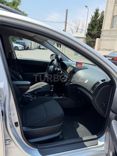 Hyundai i30-11