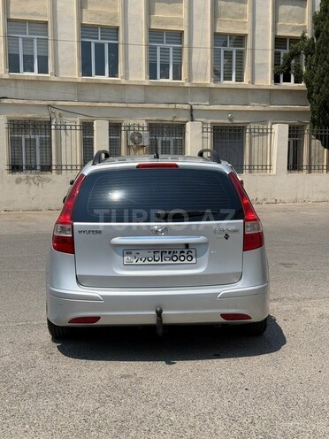 Hyundai i30-2