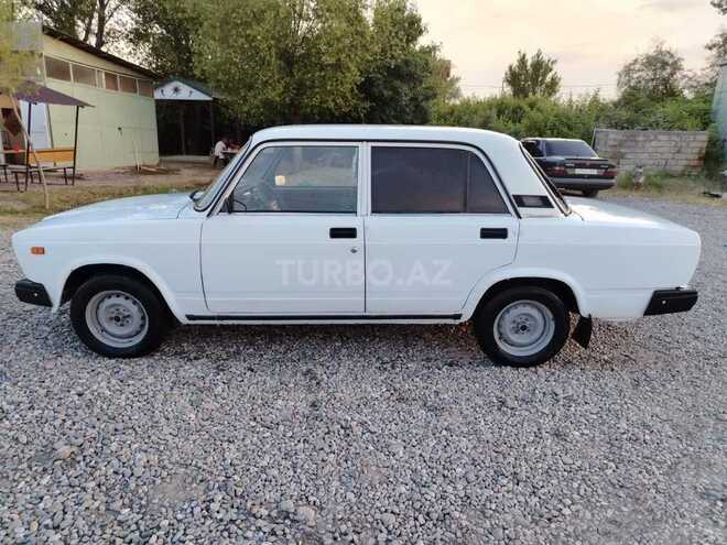 LADA (VAZ) 2107-2