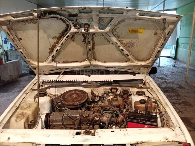 LADA (VAZ) 21099-9