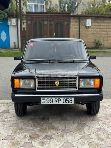 LADA (VAZ) 2107-2