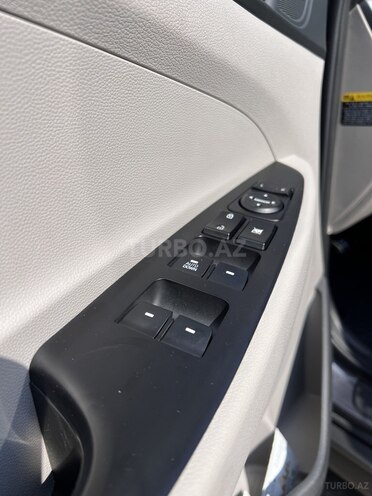Hyundai Tucson-11