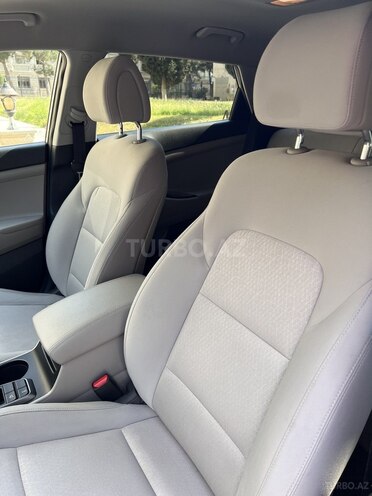 Hyundai Tucson-14