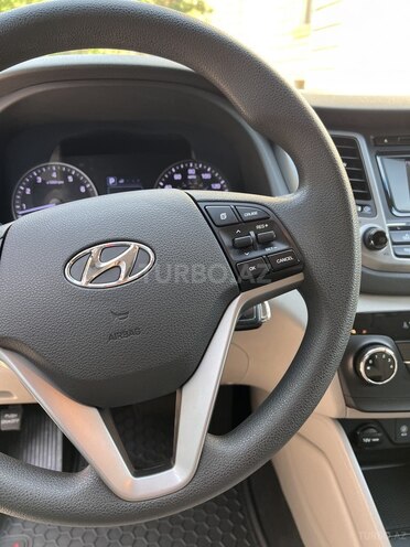 Hyundai Tucson-15