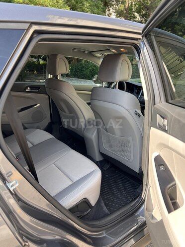 Hyundai Tucson-18