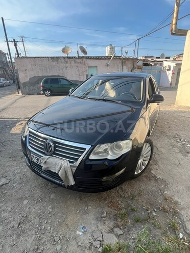 Volkswagen Passat-1