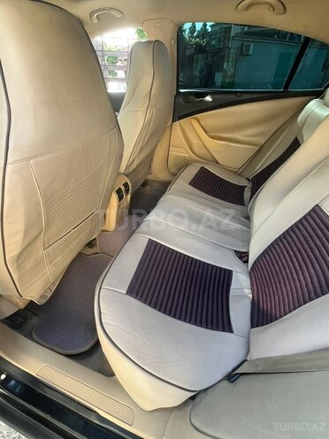 Volkswagen Passat-5