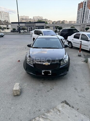 Chevrolet Cruze-1
