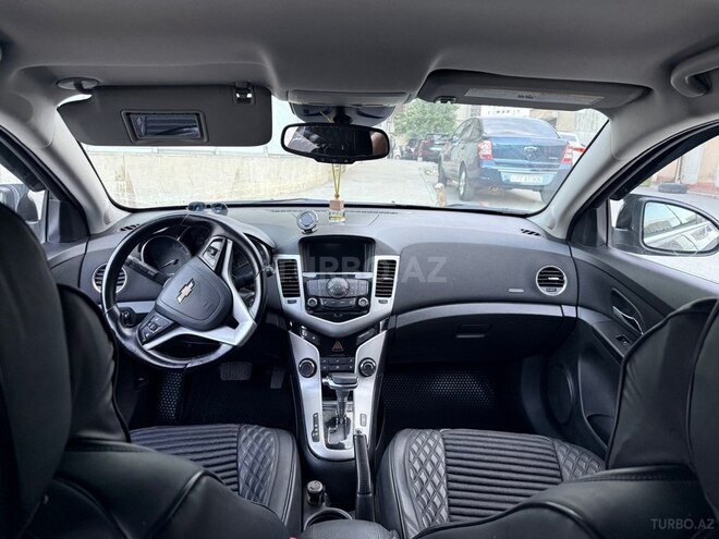 Chevrolet Cruze-5