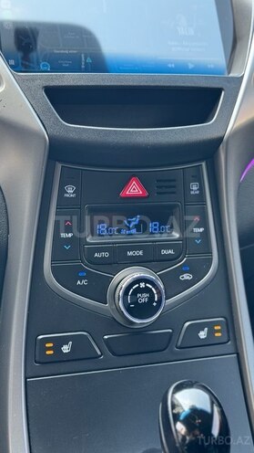 Hyundai Avante-18